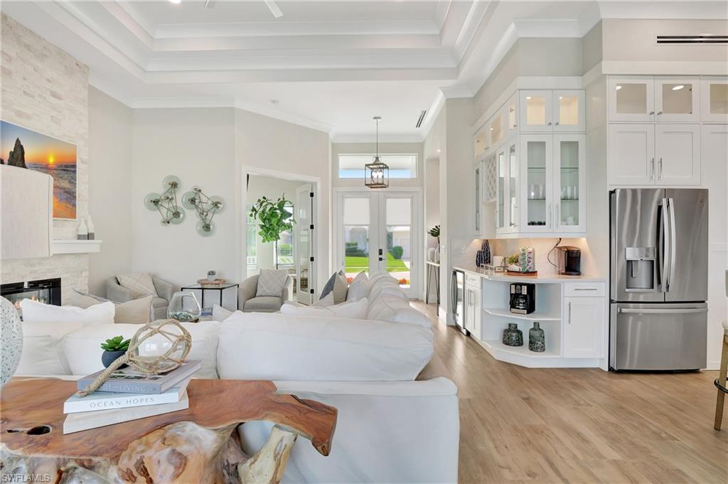 MARCO ISLAND - Residential