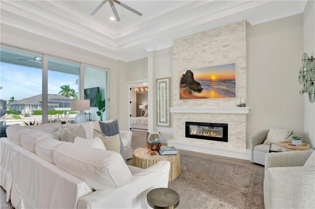 MARCO ISLAND - Residential