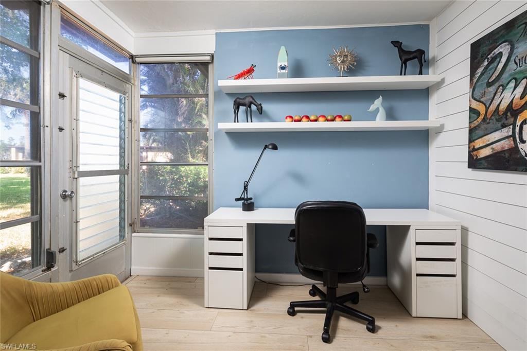 LAKEWOOD VILLAS - Residential Lease