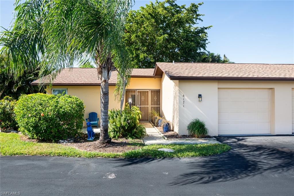 LAKEWOOD VILLAS - Residential Lease