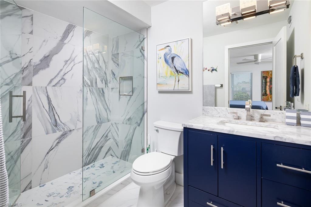LAKEWOOD VILLAS - Residential Lease