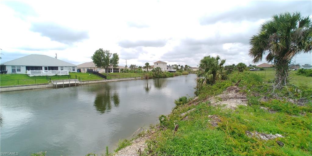 CAPE CORAL - Land