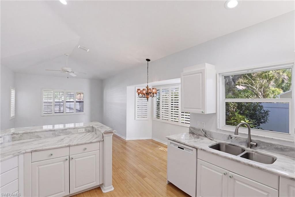 MANATEE BAY - Residential