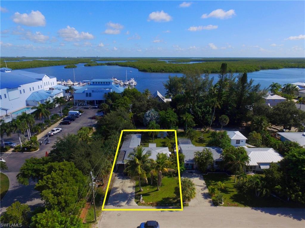 HOLIDAY SHORES - Residential