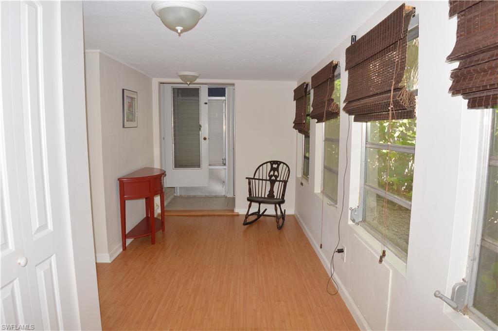 HOLIDAY SHORES - Residential