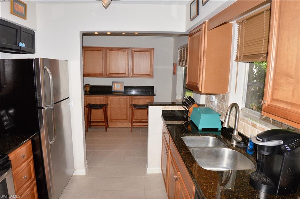 HOLIDAY SHORES - Residential