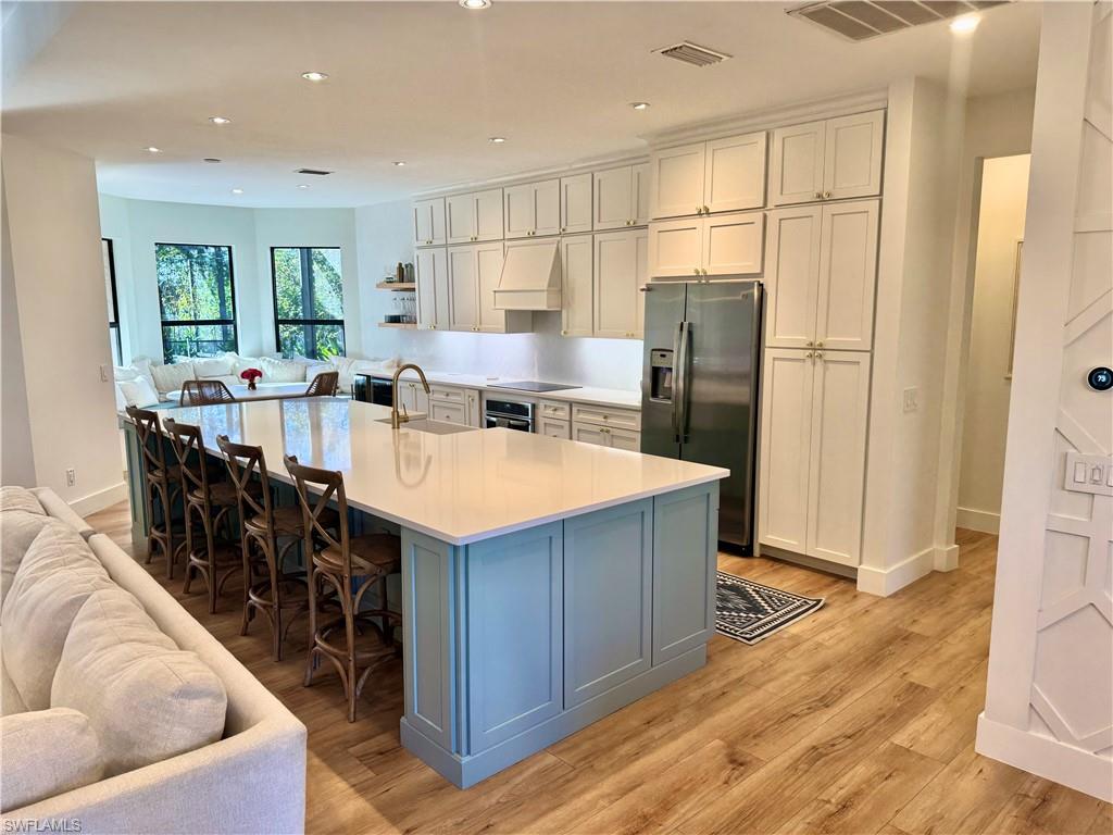 SPANISH WELLS - Residential