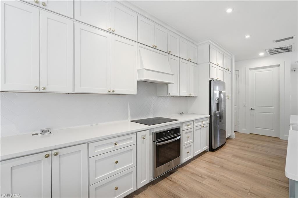 SPANISH WELLS - Residential
