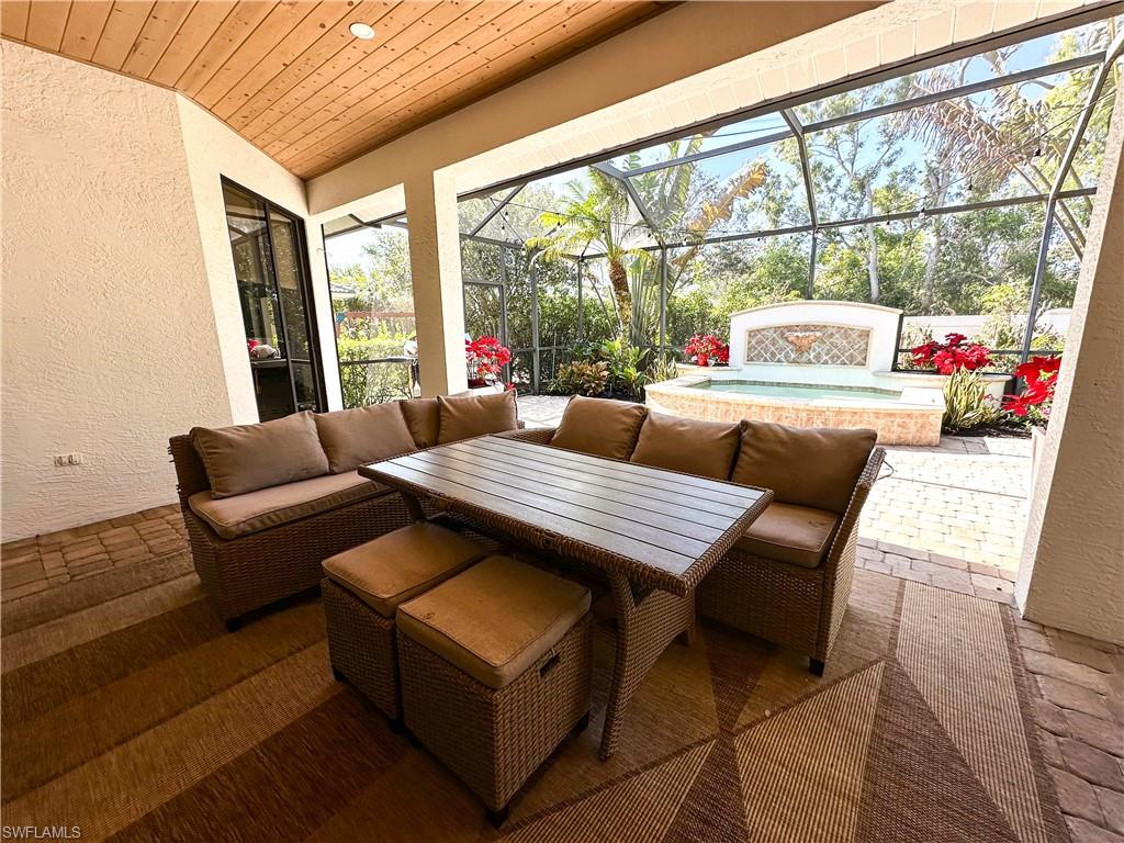 SPANISH WELLS - Residential
