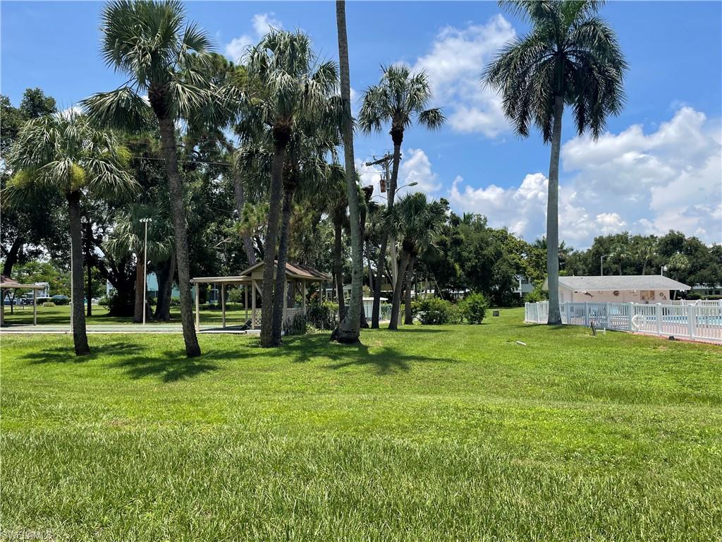 TROPIC TERRACE - Residential