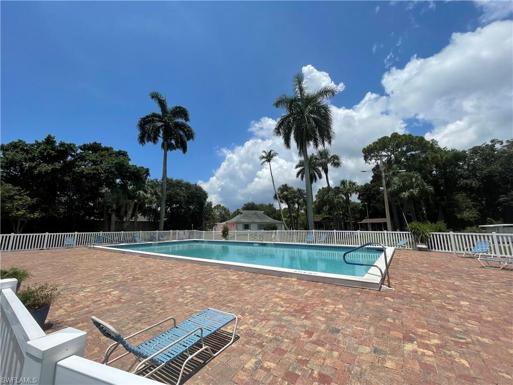 TROPIC TERRACE - Residential