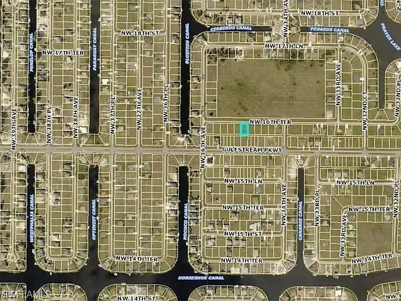 CAPE CORAL - Land