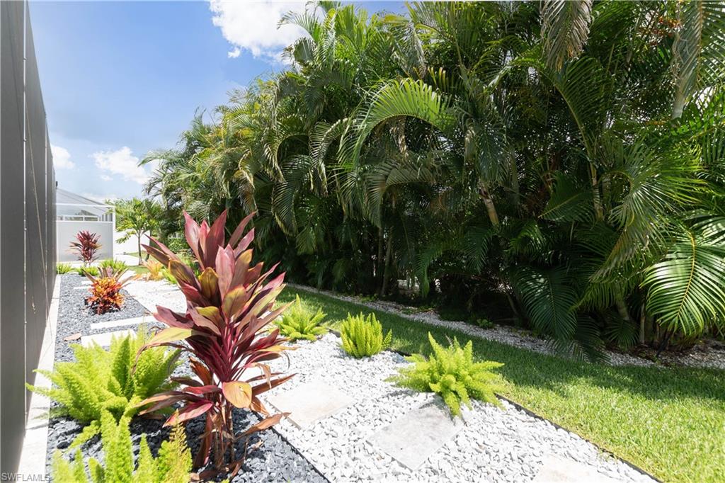 CALOOSA TRACE - Residential