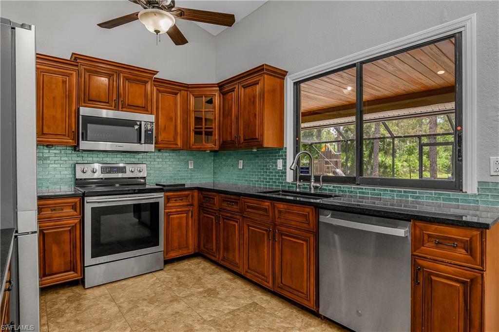 GOLDEN GATE ESTATES - Residential