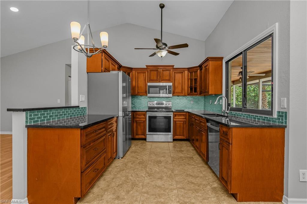 GOLDEN GATE ESTATES - Residential