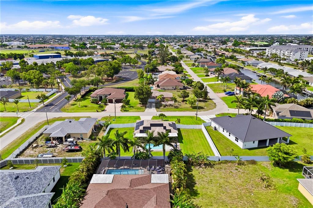 CAPE CORAL - Residential