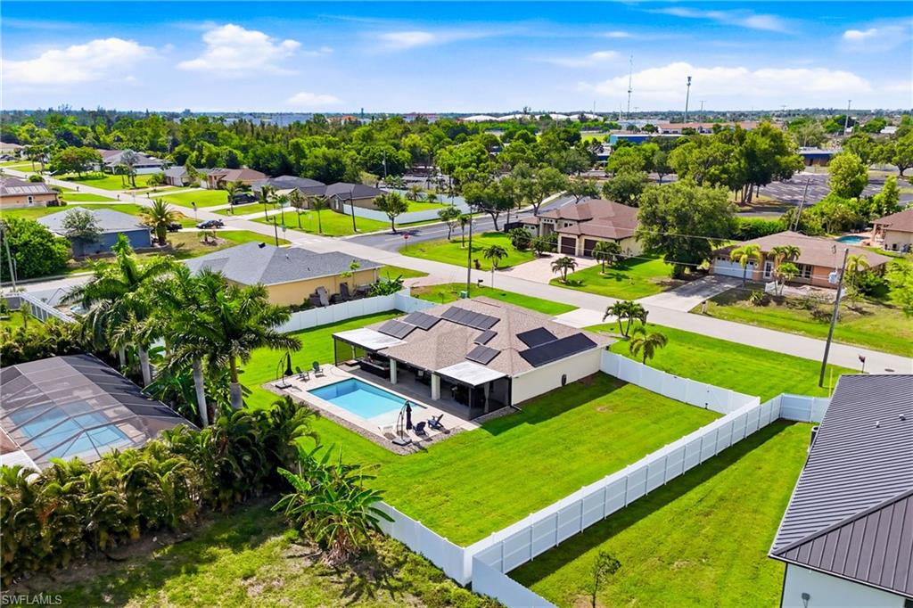 CAPE CORAL - Residential