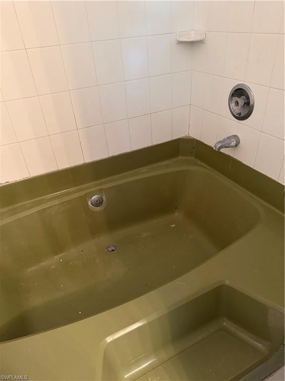 GOLDEN GATE CITY - Residential Lease