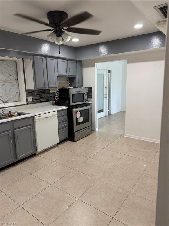 GOLDEN GATE CITY - Residential Lease