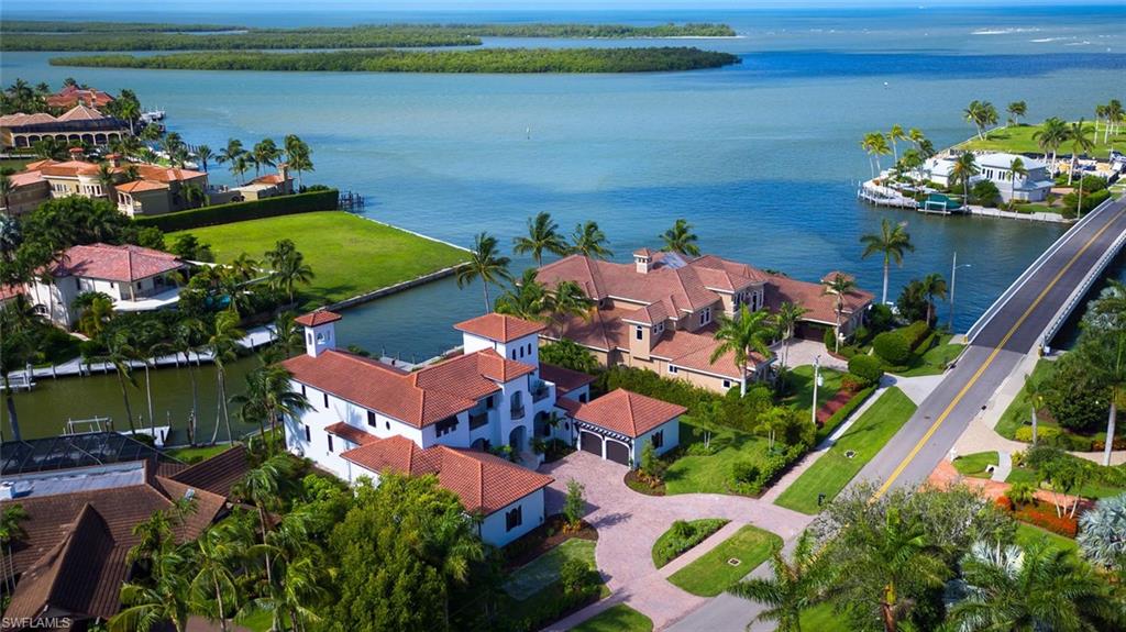 MARCO BEACH - Residential