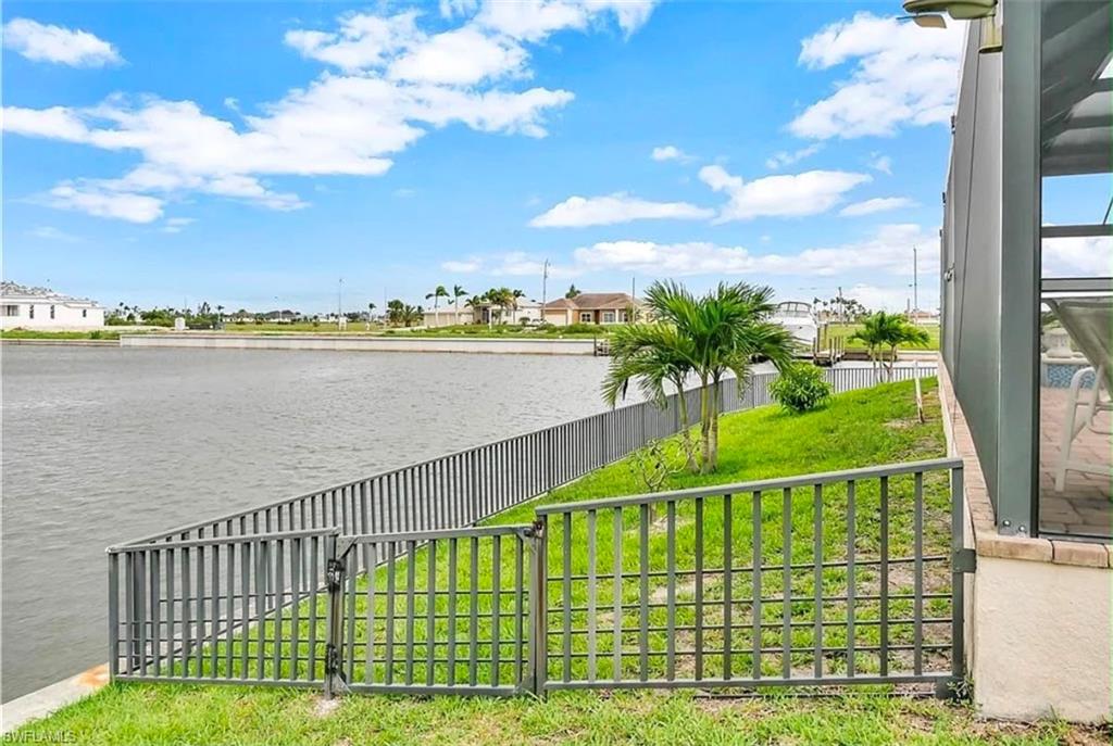 CAPE CORAL - Residential Lease
