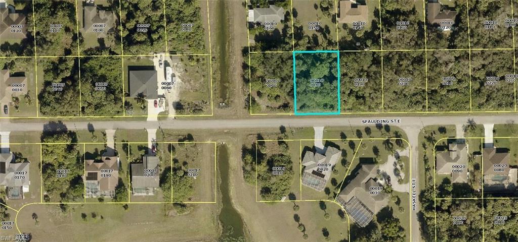 Build your home on this 0.26 acre lot in an area of nice houses and a couple of lakes. Easy access to SR82, Airport, I-75 and Fort Myers.