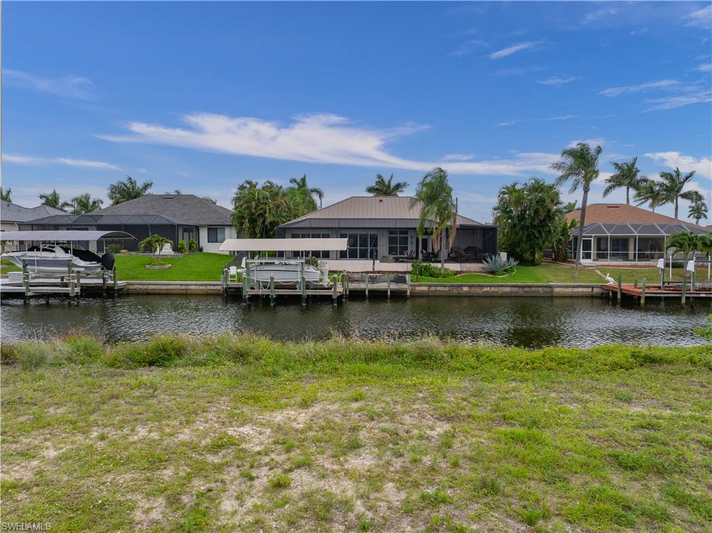 CAPE CORAL - Land