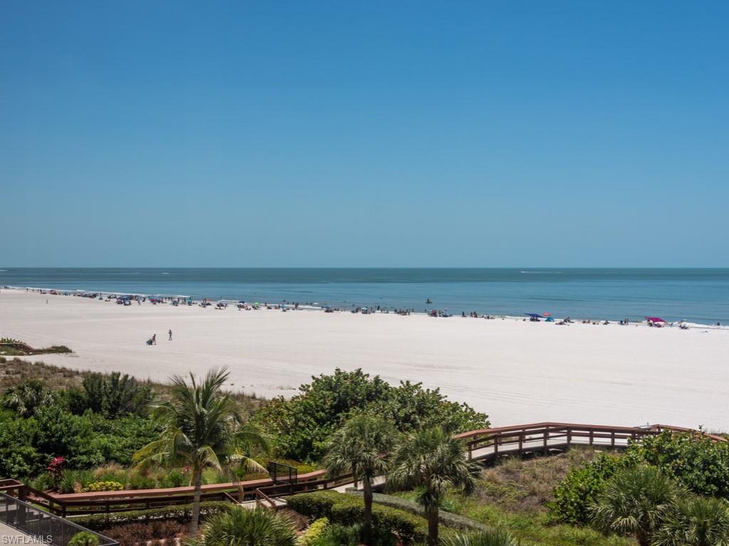 CRESCENT BEACH - Residential