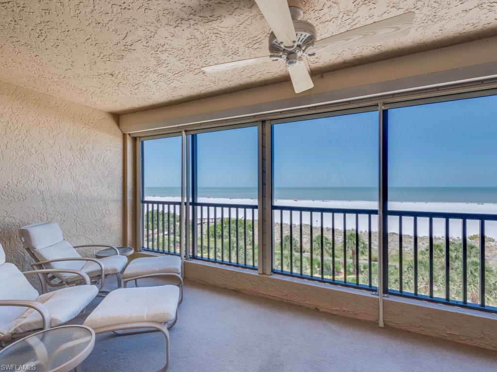 CRESCENT BEACH - Residential