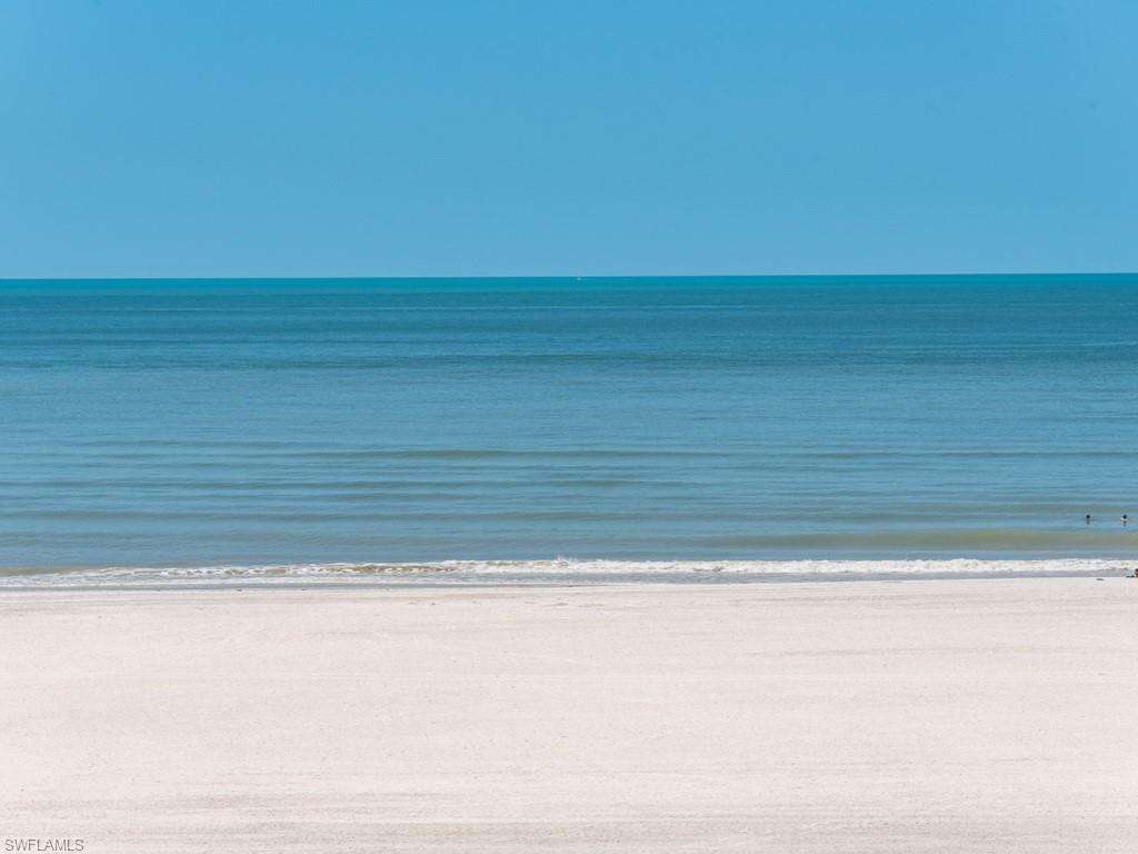 CRESCENT BEACH - Residential