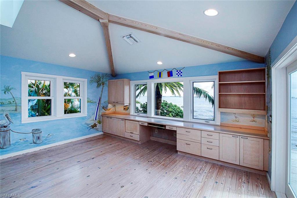 SANIBEL HARBOURS - Residential