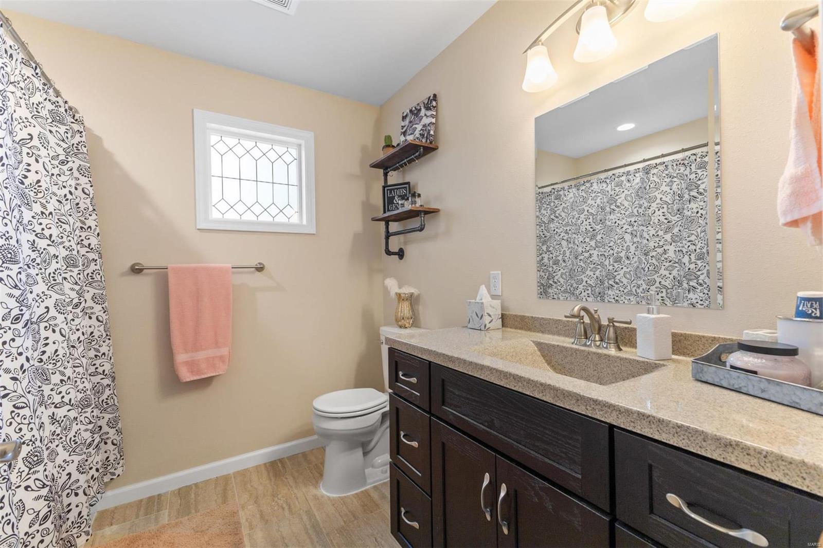 COUNTRY LANE PLACE - Residential