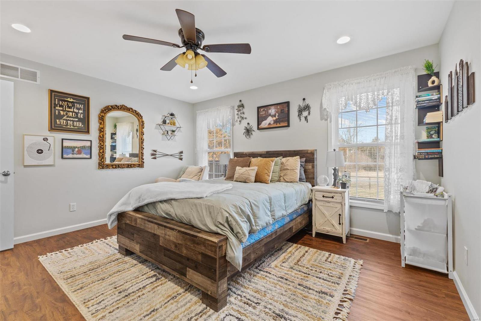 COUNTRY LANE PLACE - Residential
