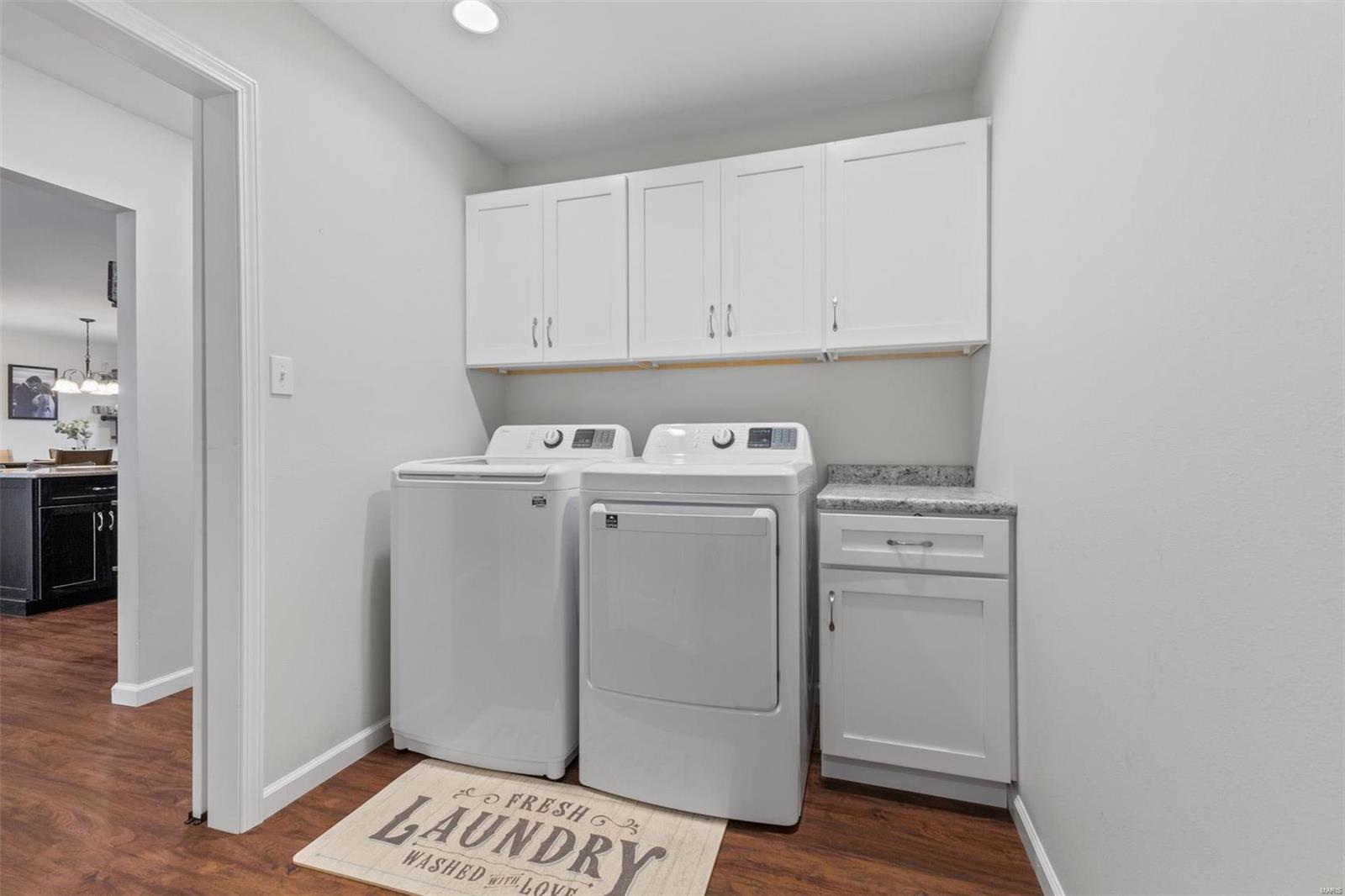 COUNTRY LANE PLACE - Residential