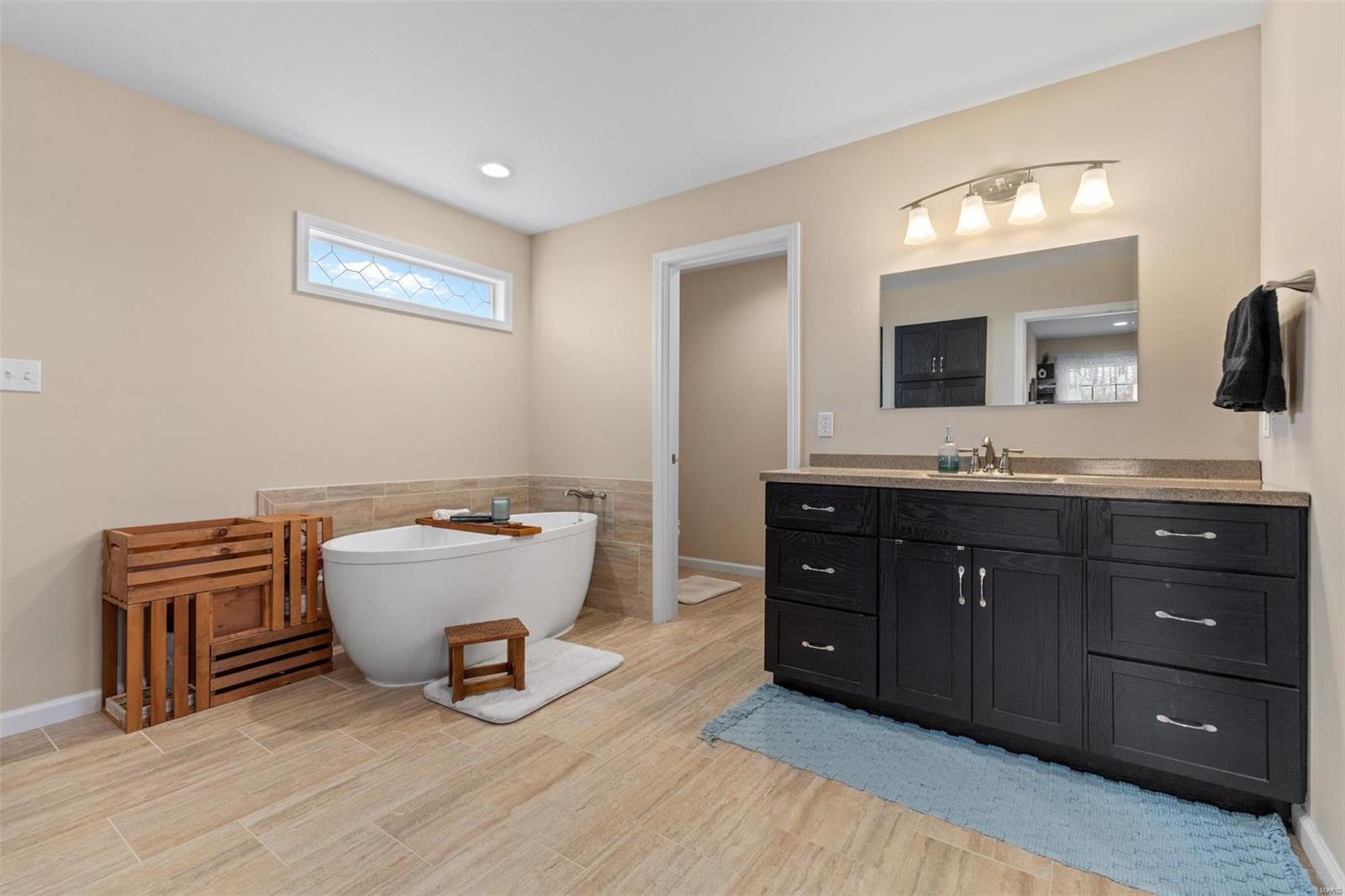 COUNTRY LANE PLACE - Residential