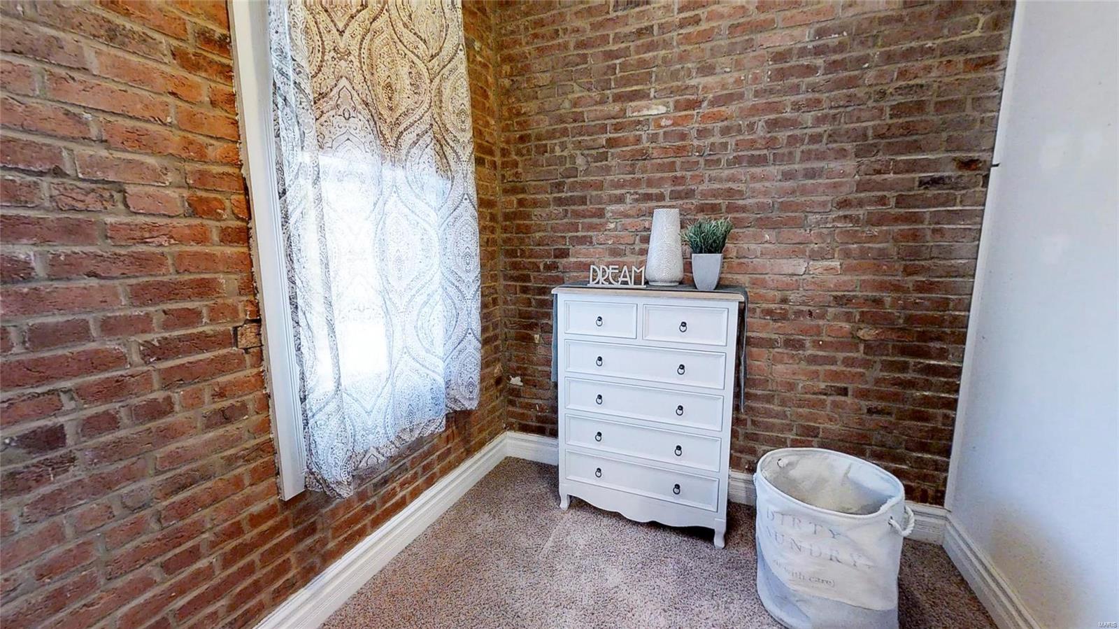 City/St Louis - Residential