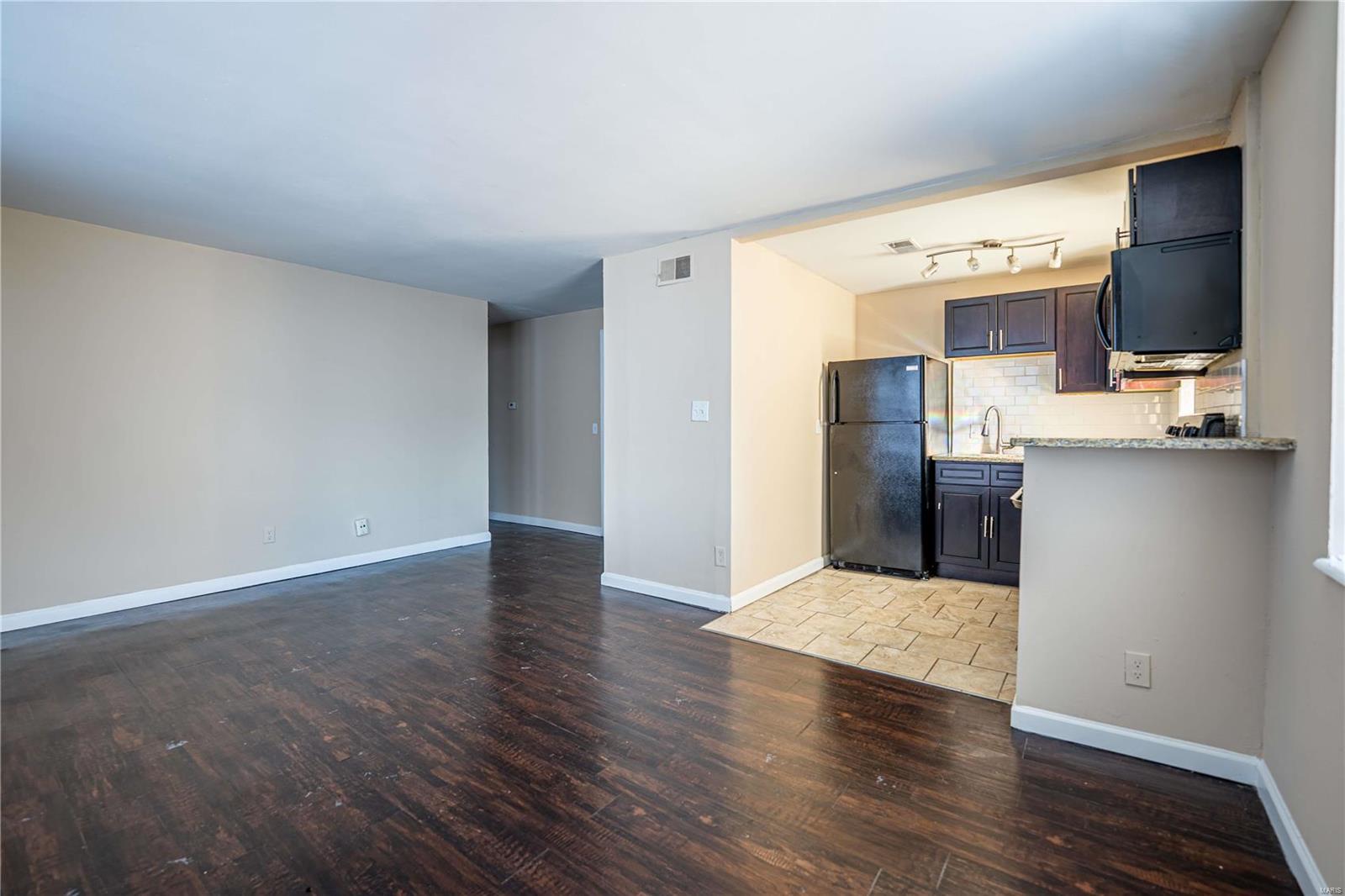 City/St Louis - Residential Income