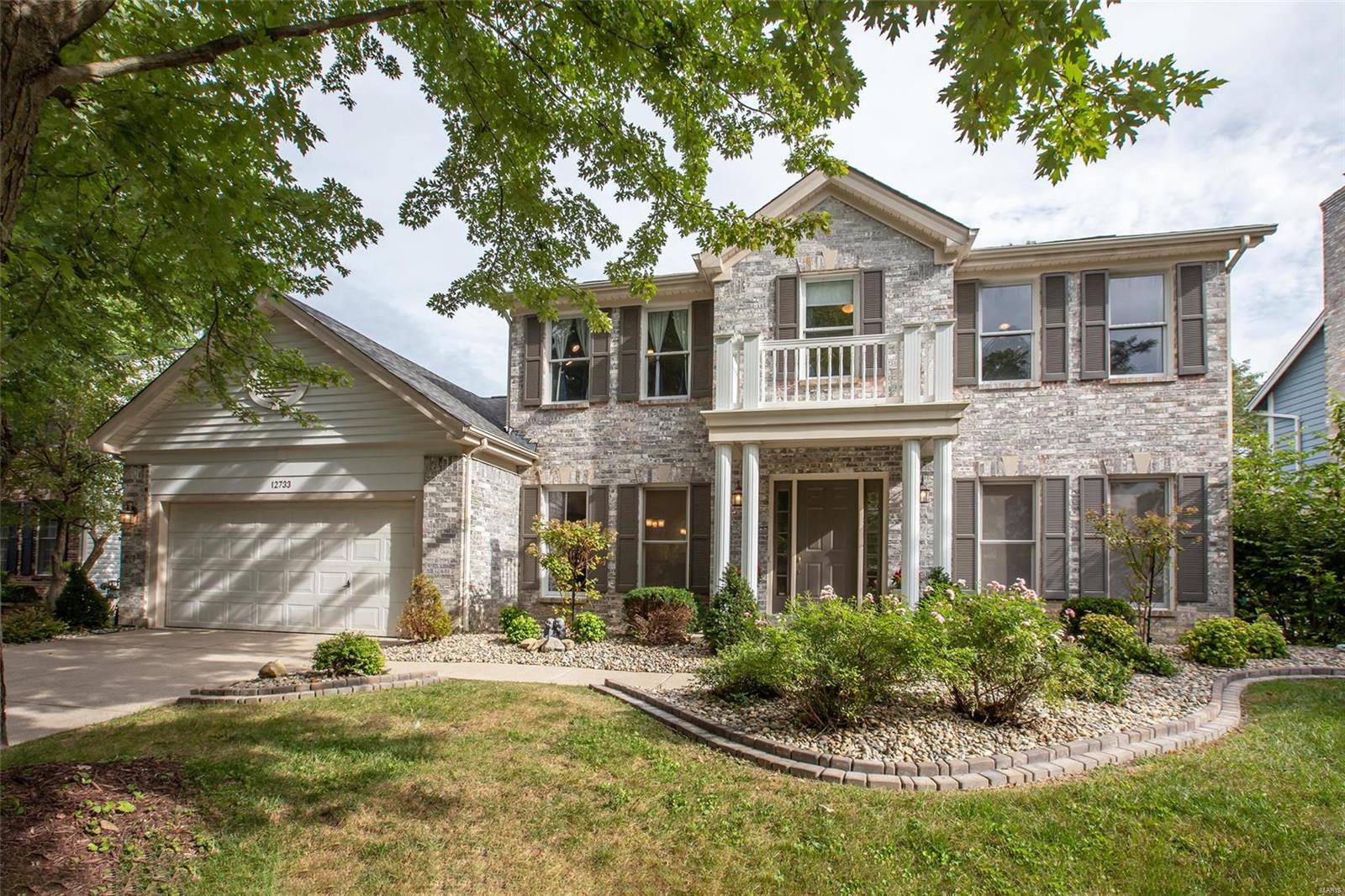 Stunning 2-Sty w/5 Bd, 3.5 Bths & nearly 3300 Sqft of living space including W/O LL! Main Floor finds a Foyer w/tile floors & coat closet, formal Dining Rm w/crown molding, chair rail & hardwoods, Living Rm w/hardwoods, crown molding & open views of Family Rm w/FP, bay window, hardwoods & ceiling fan, Updated Kitchen w/quartz countertops, center island, tile backsplash, SS appliances, planning desk, pantry, new light fixtures ‘20, partially vaulted ceiling & Breakfast Rm; Laundry Rm & Powder Rm w/ceramic tile. Master Suite w/tray ceiling, W/I closet & luxurious, recently updated Bth ‘19 w/dual vanities topped w/quartz, frameless glass shower w/marble, freestanding tub, tile floors, plus a vaulted ceiling w/skylight; 3 Bd, hall Bth, & storage closet complete UL. W/O LL Rec Rm w/bay window, 5th Bd, full Bth, Bonus Rm & storage closet/ample storage space. Highlights: deck, patio, 2-car garage, irrigation system, new roof ’18 & newer water heater. Award-winning Parkway School District!