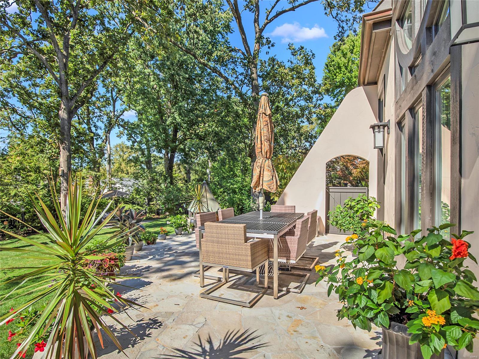 Sherwood Forest - Residential