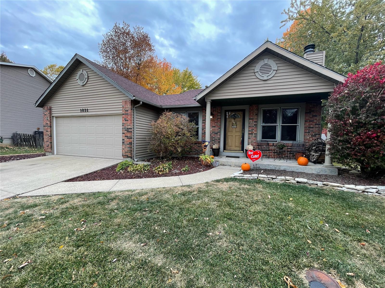 Back on market at no fault of seller....Welcome to 1031 Fernwood Trail Ct. in Riverwood Trails.  Don't miss out on this well maintained beauty.  The lot is amazing and perfect for entertaining. Relax poolside on those hot summer days!  Spacious open floorplan with vaulted ceilings and wood burning fireplace are just a few of the perks this home has to offer.  Many updates have been completed in the last few years including newer flooring in kitchen and living area. Newer appliances, both master and hall bath have been updated.  Large open basement is waiting for your finishing touch!  Don't delay, schedule your showing TODAY!!