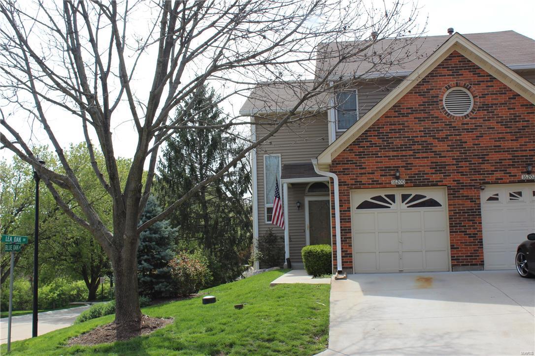 Spacious 2BR, 2.5 bath end unit for lease in Chesterfield.  Fabulous location!  Inspiring 2sty entry with natural wood staircase to upper level. Master suite on upper level includes walk-in organized closet & full bath. 2nd bedroom and full bath also on second level. Additional features include Fireplace, breakfast bar, deck, garage, main floor laundry, and club pool. Very clean and neutral. Lower level has tons of space for storage. One car garage space included. Very close to Hwy 40, Chesterfield mall and the valley. Parkway School District. Location: Corner Location, End Unit