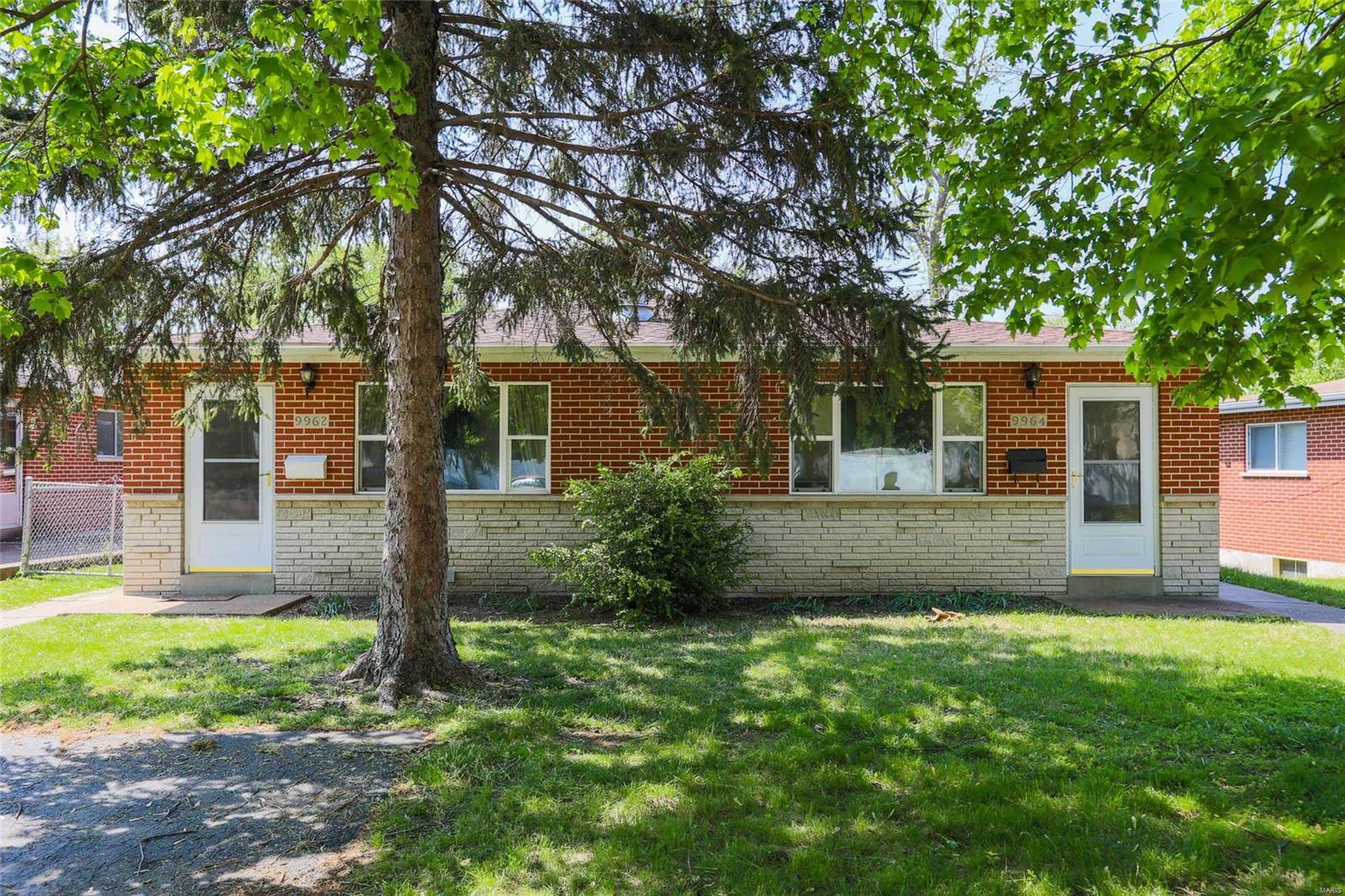 9962-64 Sue Ct - Fabulous investment opportunity!  Well maintained duplex, each unit has 2 spacious bedrooms, 1 full bath, large living room, kitchen, dining area, private walkout basement with laundry hook-up and more.  9962 has fireplace. Roof replaced 2020.  Each unit has private parking area. Convenient location near major highways, parks and St. Ann golf course. Both units are occupied, Please Do Not Disturb Tenants.