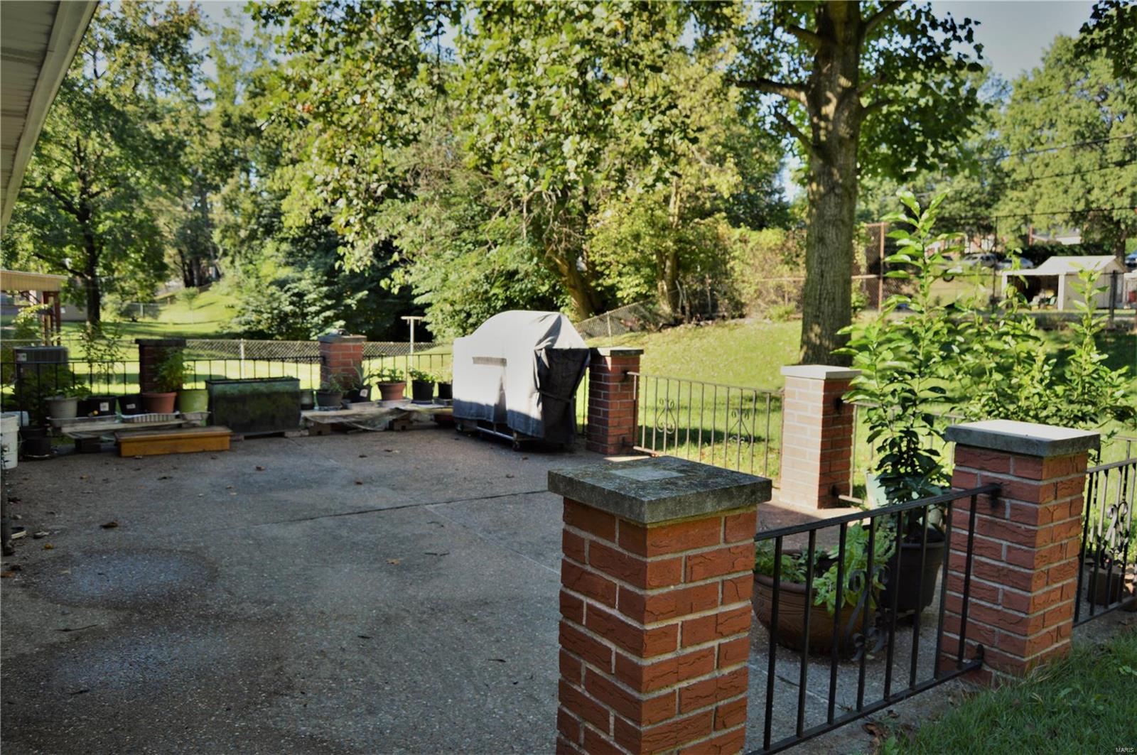 Saxon Manor Add - Residential