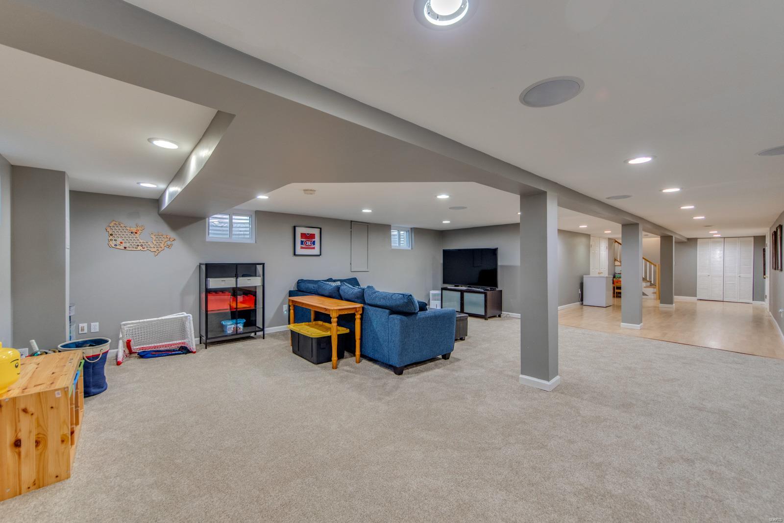 Ronnies Country Club Acres - Residential