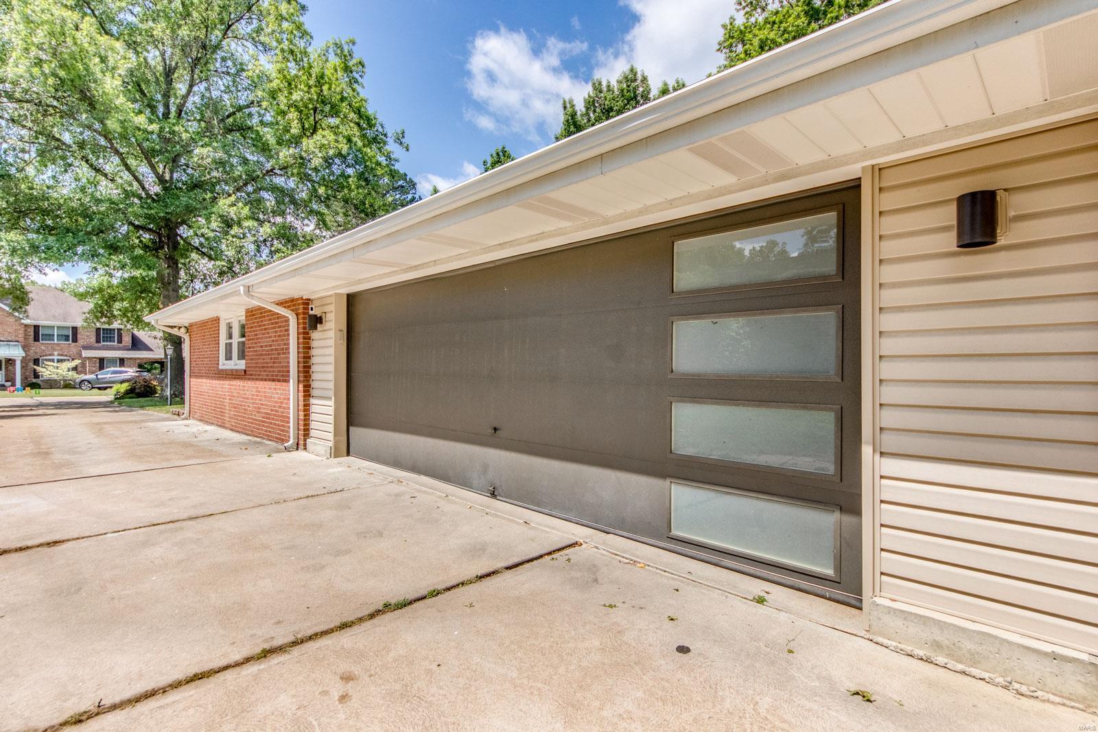Ronnies Country Club Acres - Residential