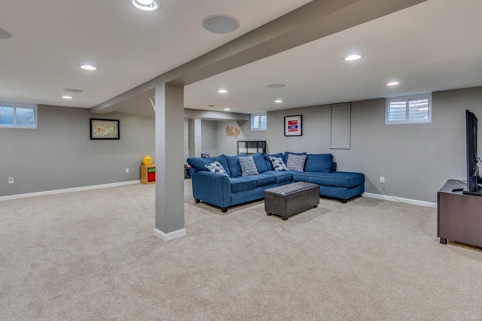 Ronnies Country Club Acres - Residential