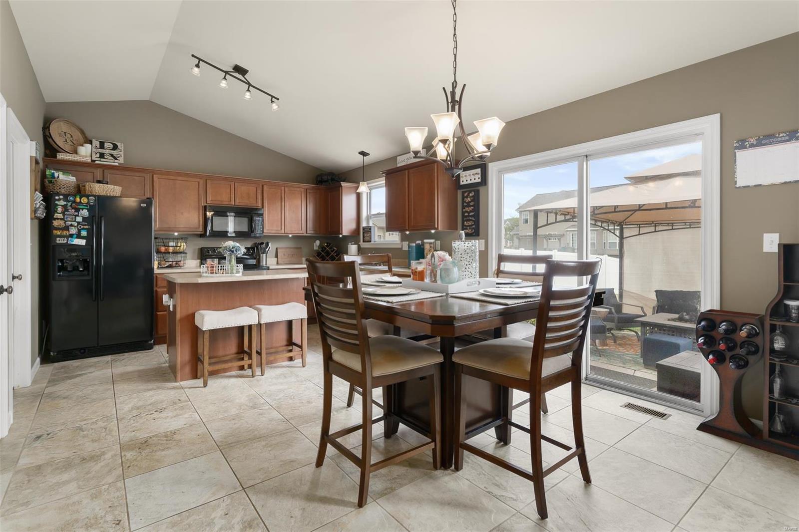 Shadow Ridge Estate - Residential