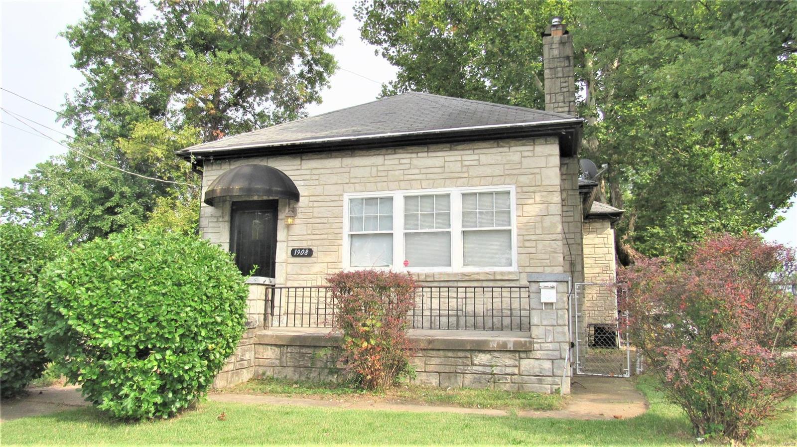 Easton Ave Terrace - Residential