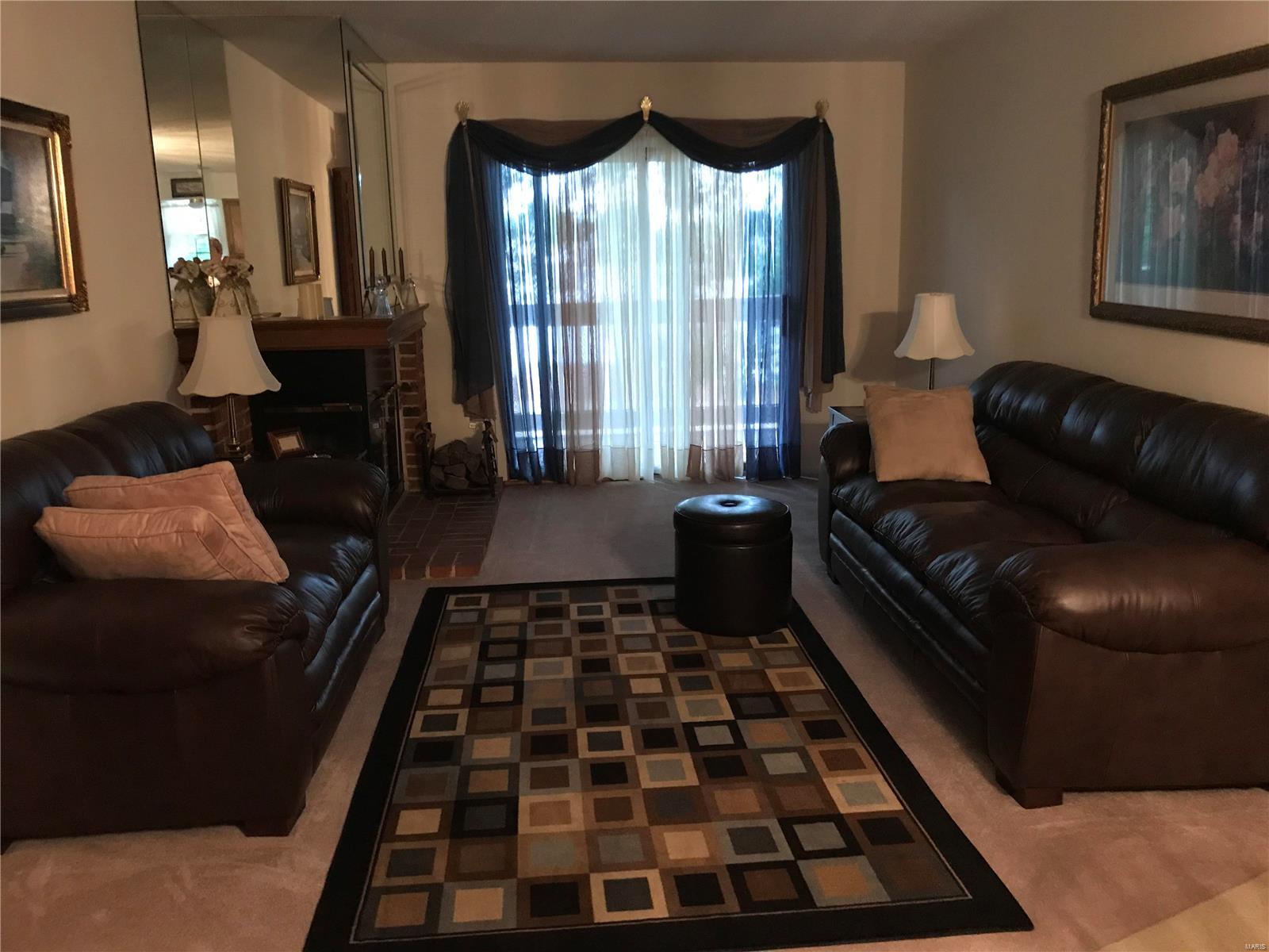 Arrowhead Condo First Amd - Residential