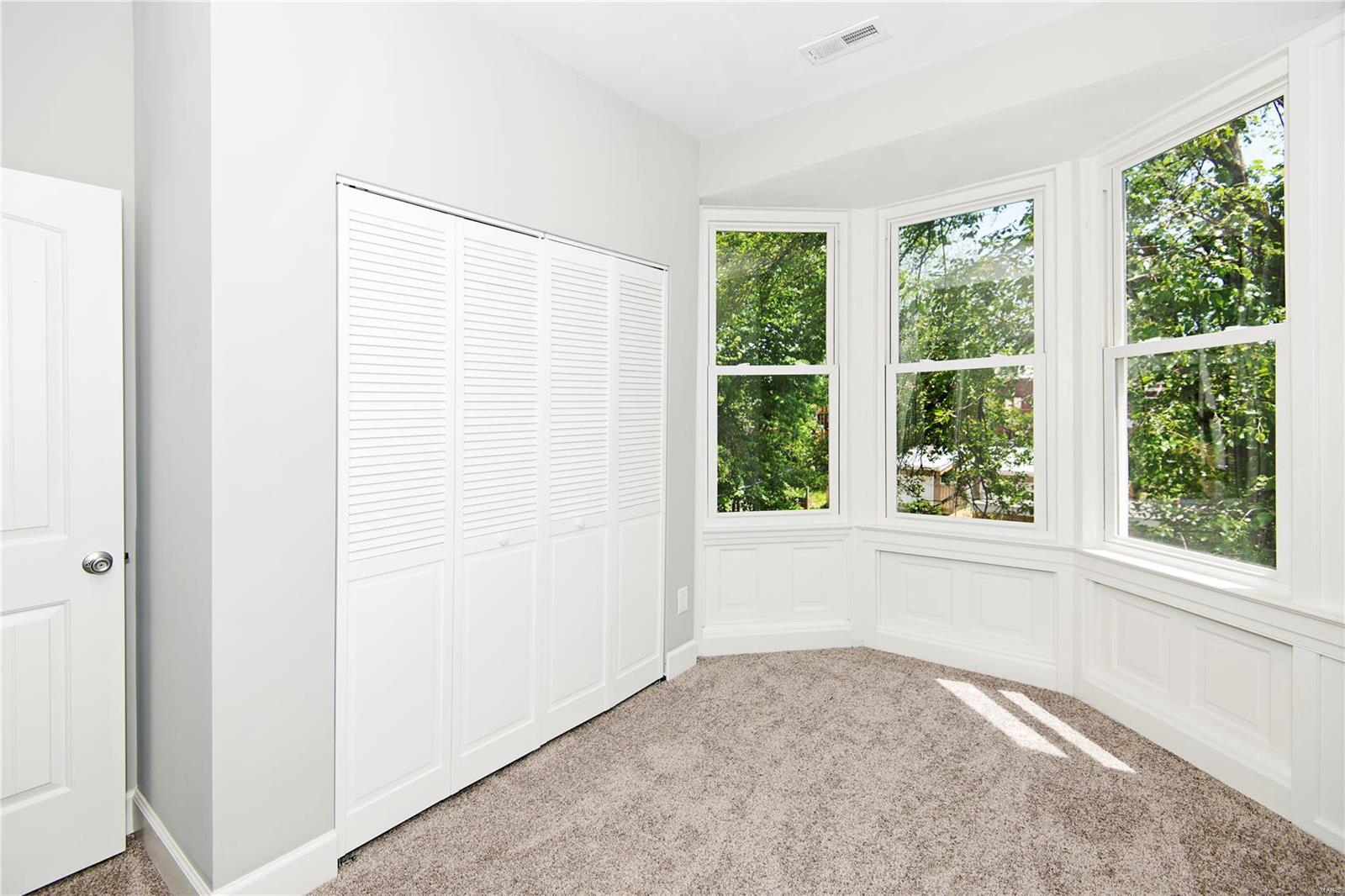 St Louis Commons Add - Residential